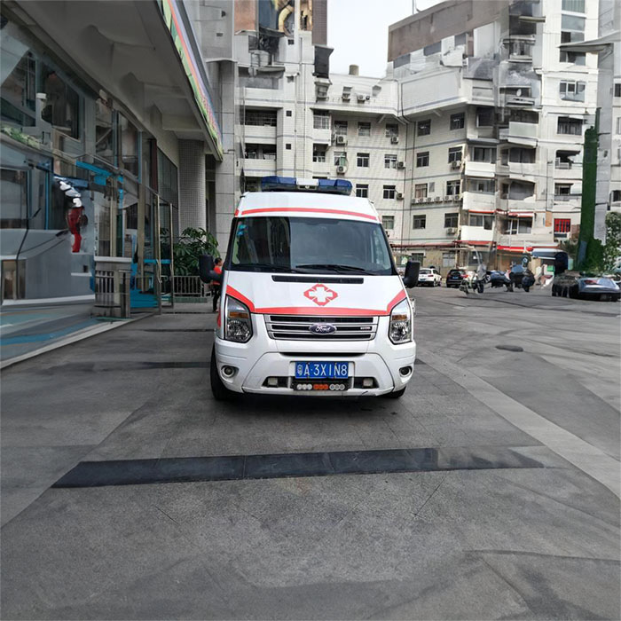 南充病重转院救护车出租案例